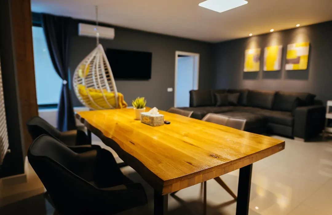 Thome Arena Residence-1
