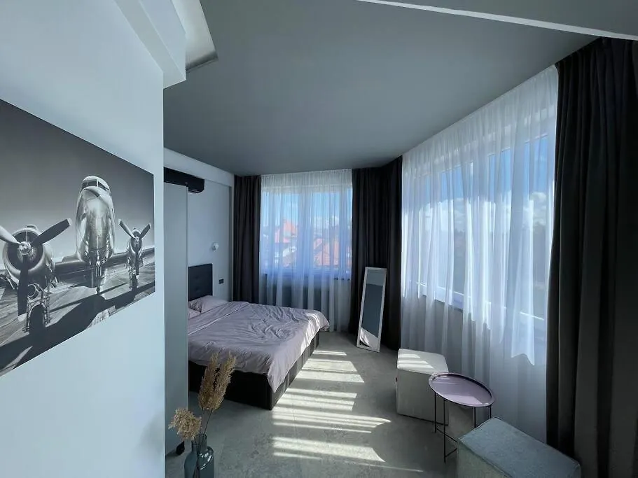 Engels Apartments - Studio Luminos-1