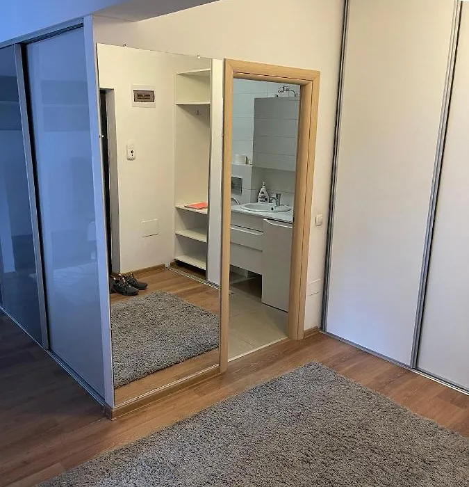 Yamaluxe Apartments - Home-Like Apartment-1