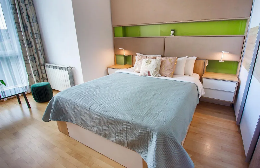 Gold Class Apartments Ams-1