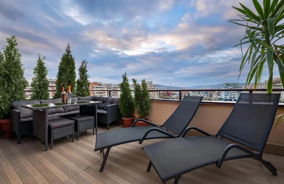 The Episode - Jacuzzi Penthouses-1
