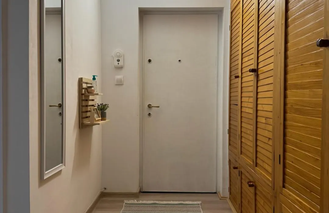Lareina Apartament-1