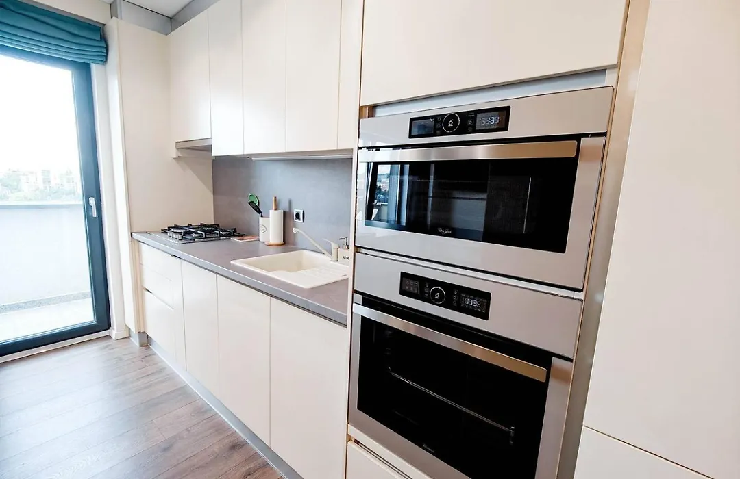 Lakeside Apartment By Iulius Mall-Private Parking-1