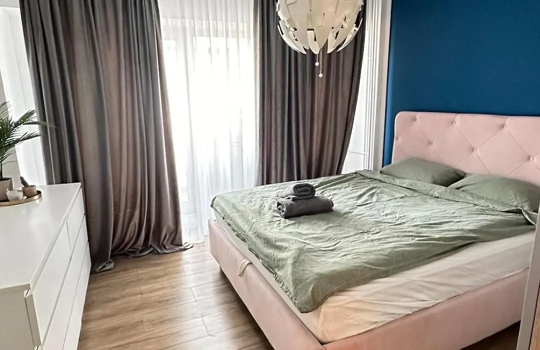 Andreea home-1