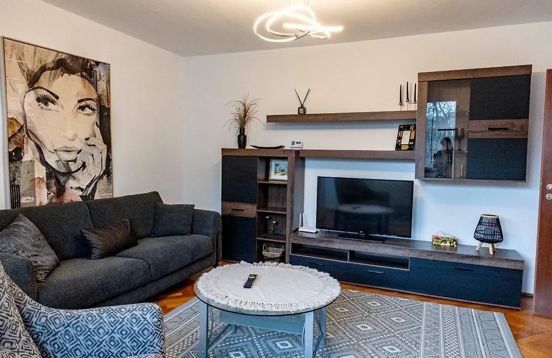 Rum Apartment-1