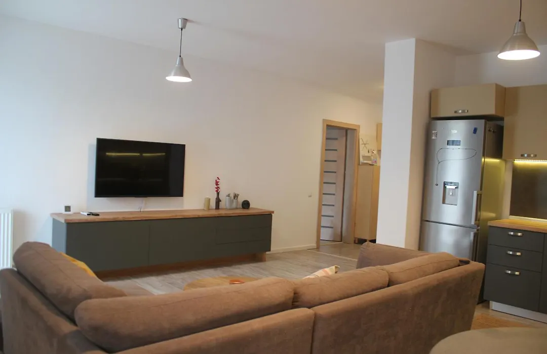 Yamaluxe Apartments - Modern & Cozy-1