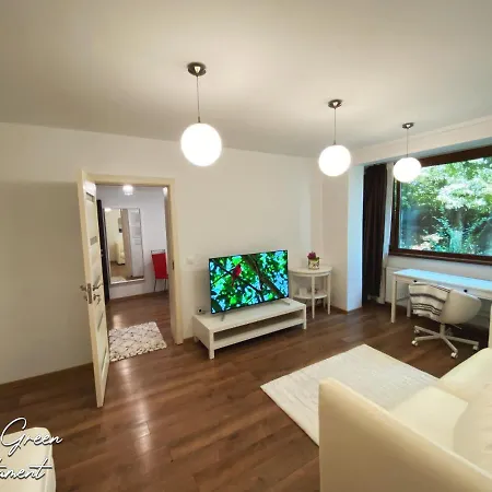 Peles Green Apartment&Piano-2