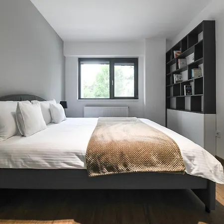 Modern Apartment In A Quiet Area-2