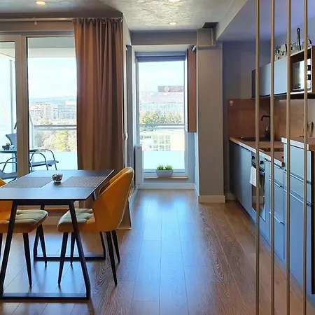 Eriss Studio Suite - Ozone Building Apartment-3