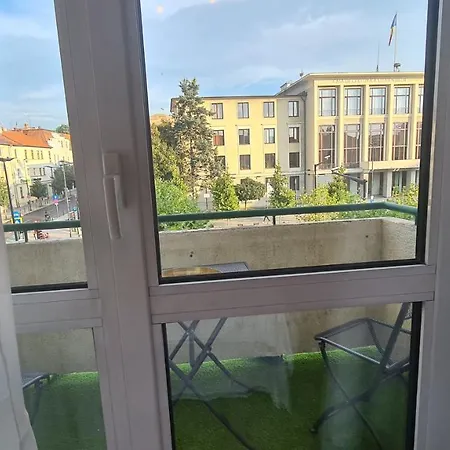 Main Square 5 Star Luxury Apartment With View-2