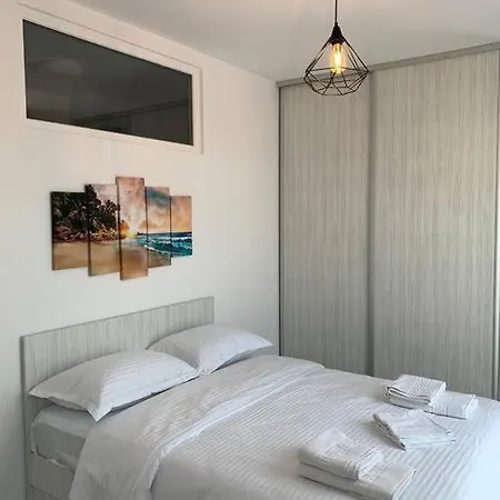 Cozy Apartment In The Center Of Cluj-Napoca-2