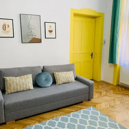1900 Vetus Central Apartment-2