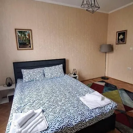 Willowhome - Central Apartment-3