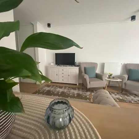 Central Park Apartment-2
