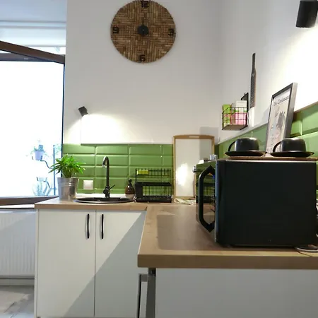 Central Studio Apartment-3