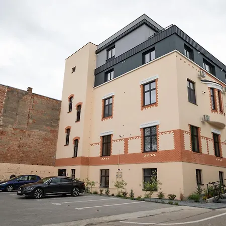 Poshspot Apartments-3