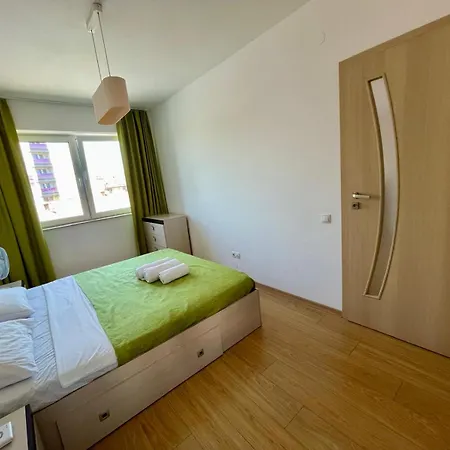 Yamaluxe Apartments - Between The Lakes - Close To Iulius Mall-2