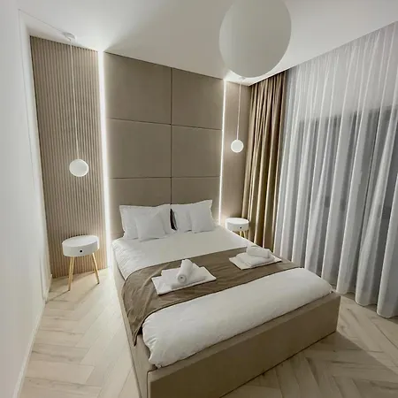 Panoramic Nest-3