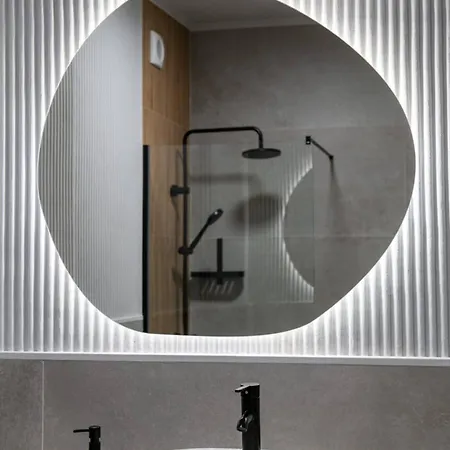 Paradisio Urban Studio - Private Parking,Ac,Smart-3