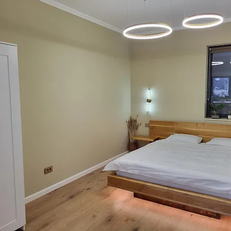 Ophir Apartment Central-2