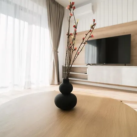 Flow Apartment 1 Bedroom With Parking-3