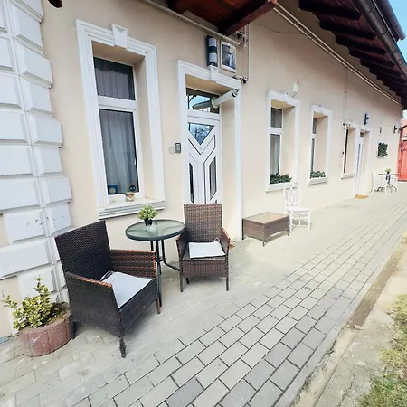 Meda Apartments-3