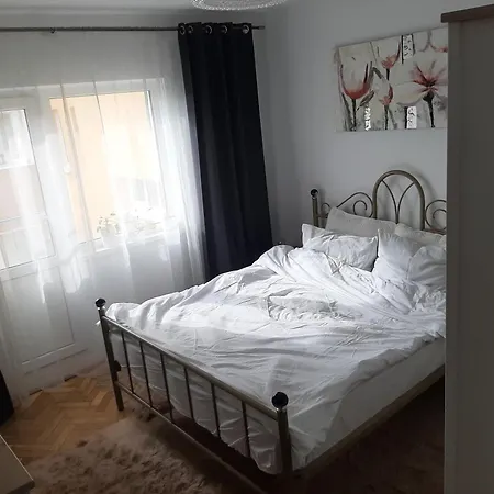 Mari&Vio Apartment-3