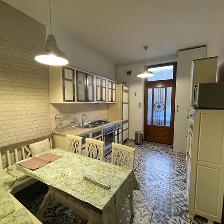 Apartament - Center - Free Parking-2