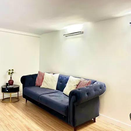 Loft 37 - Luxe Garden Stay-2