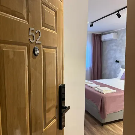 Corvinia House Mărăști Cluj - Free Parking - Near Airport-2