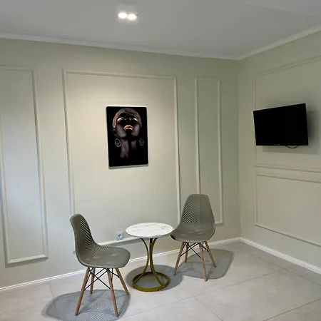Gruia Garden Apartments-2