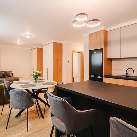 Stylish Stay With Dedicated Workspace-2