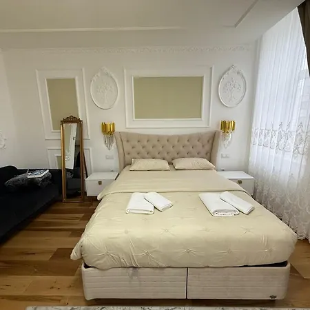 59 Bleu H City Center Apart With Freeparking, Ac, And An Extra Large Comfy Bed-2