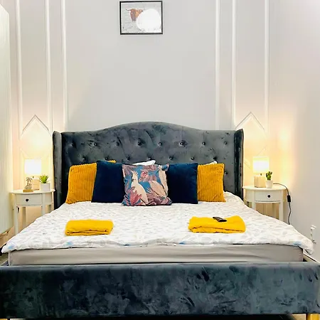 Central Luxury Apartament-3