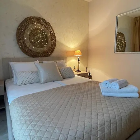 Maya Apartment-2