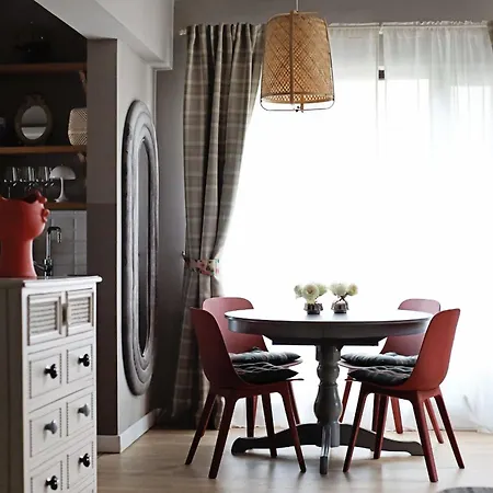 Moft Loft. Lovely, Comfy Apartment.-2
