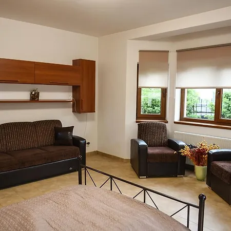 Modern Apartment Near City Center-2