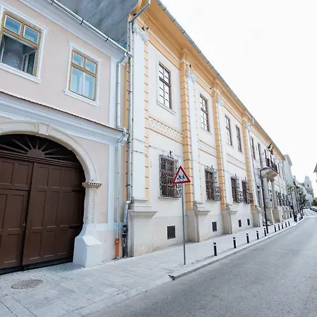 Studio K In Hitoric City Centre-3