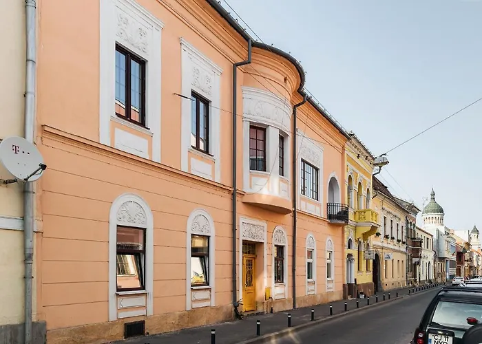 Pedestrian Street In City Center For Comfortable And Beautiful Stay With All Comodities Within Walking Distance Cluj-Napoca