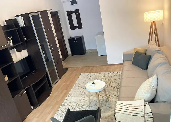 Lovely Apartment In A Quiet Area Cluj-Napoca