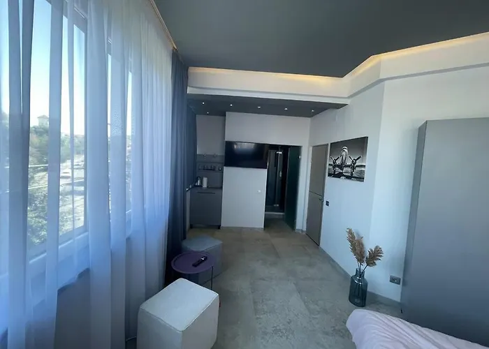 Engels Apartments - Studio Luminos Cluj-Napoca
