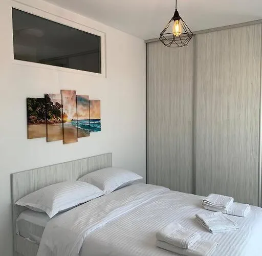 Cozy Apartment In The Center Of Cluj-Napoca