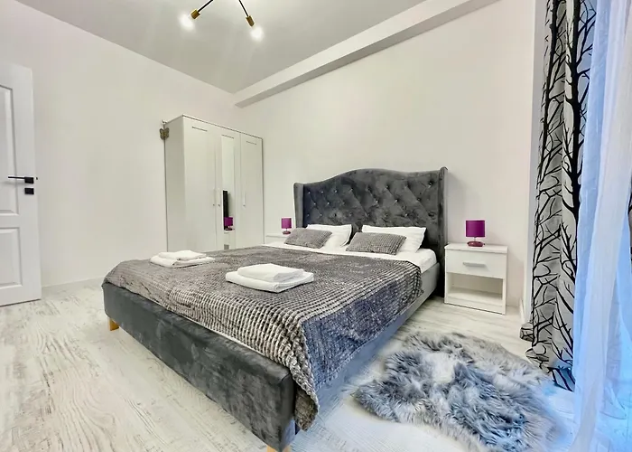 Central Apartment In Cluj-Napoca - Yamaluxe Apartments
