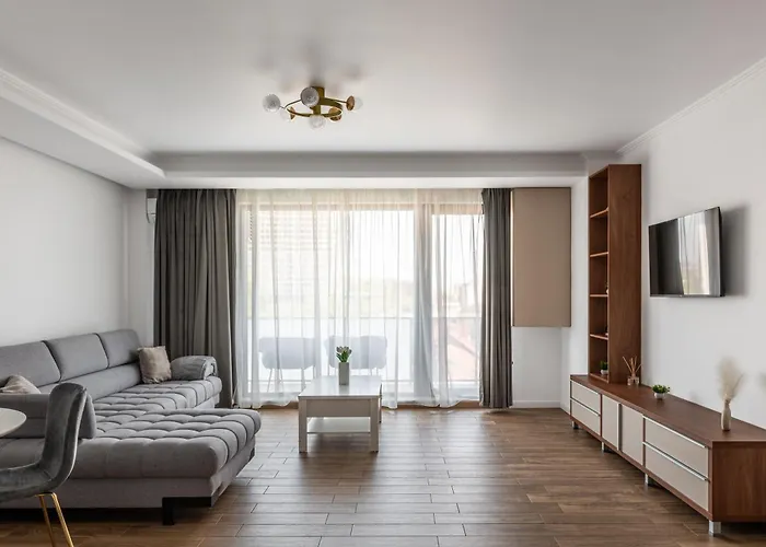 Decebal Central Apartments By Clujstays