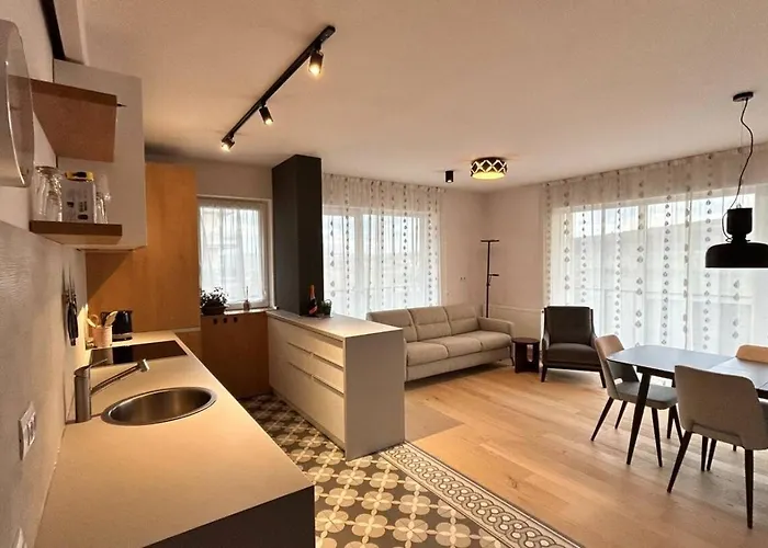 The Comfy Nest - Parking, King Size Bed, Smart Tv Apartment Cluj-Napoca