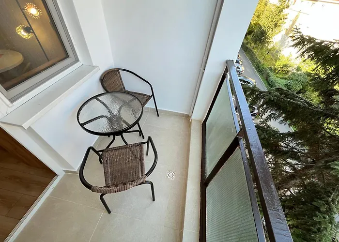 Quiet Flat With Balcony, Free Parking Included Apartment Cluj-Napoca