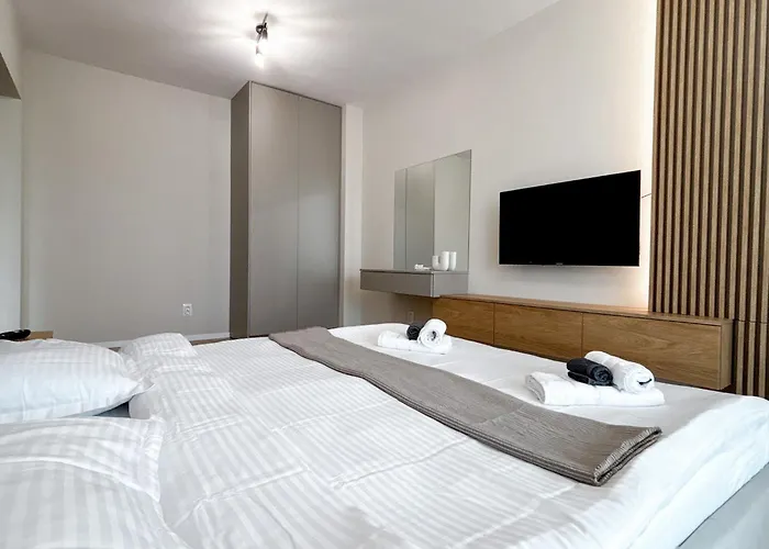Airport Nest Private Parking, Ac And Smart Tv Apartment Cluj-Napoca