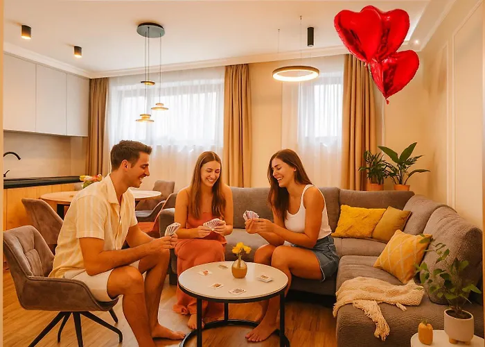 Elegant 2Br Escape - Zorilor Charm With Parking Apartment Cluj-Napoca