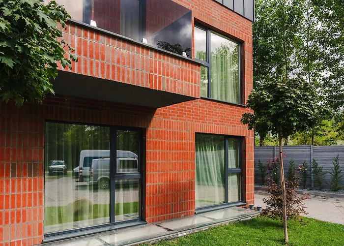 Chic Modern Apartment - Work-Friendly & Comfortable Cluj-Napoca