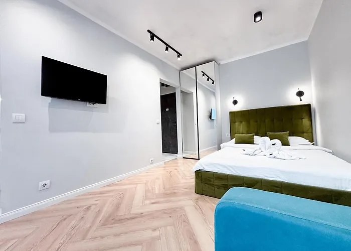 Camden Apart Walk In Shower, Smart Tv, Queen Bed Cluj-Napoca